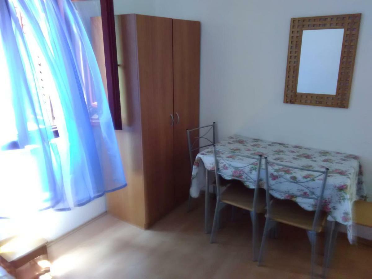 Apartmani Kovacic Murter Kültér fotó